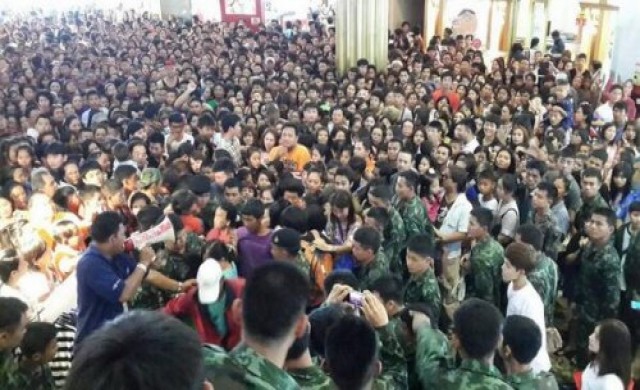 แห่ดูหนังตำนานพระนเรศวร5