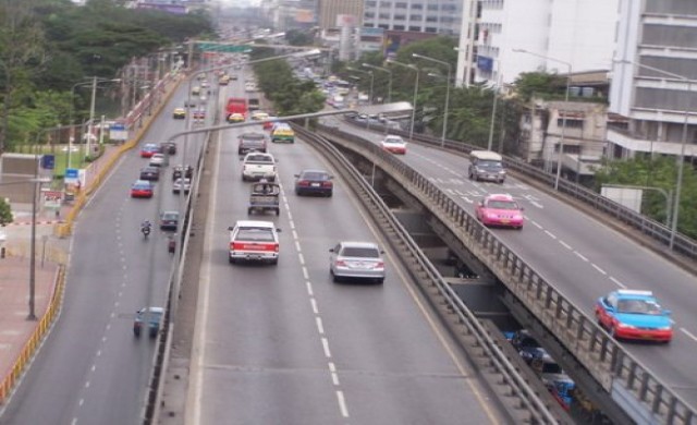 เลื่อนเปิด'สะพานไทย-ญี่ปุ่น'เป็น23มิ.ย.