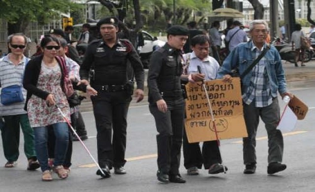 กลุ่มผู้พิการฯวอน'ประยุทธ์'รื้อระบบโควต้าสลากฯ