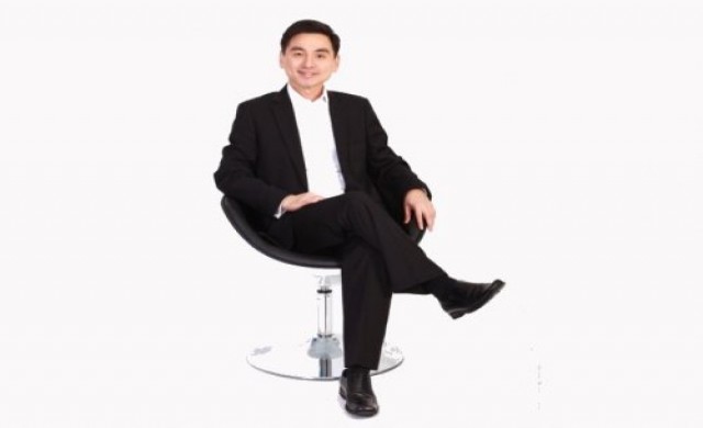 'สมชัย'CEOใหม่รับไม้ต่อดันAIS รักษาแชมป์เบอร์1โทรคมไทย