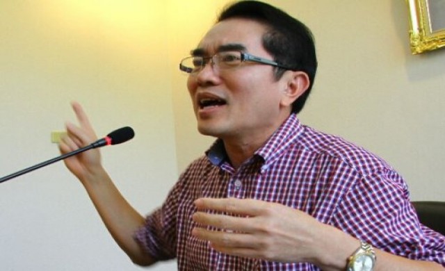 ปูด'รบ.ยิ่งลักษณ์'ใช้หมื่นล้านเช่าที่เก็บข้าว