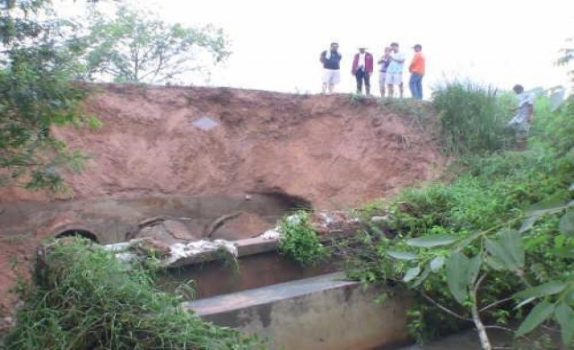 หนองหานอุดรฯน้ำลดชลประทานยันฝายสระคามไม่แตก