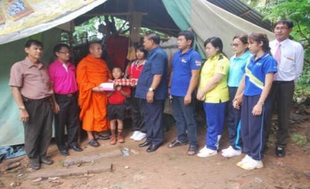สุดรันทด!พี่น้องวัย8และ13ปีอยู่ตามลำพัง