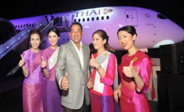 รับเครื่องใหม่โบอิ้ง787