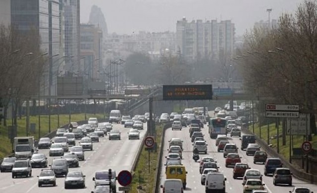 คนร้ายควงอาก้าปล้นขบวนรถเจ้าชายซาอุฯ