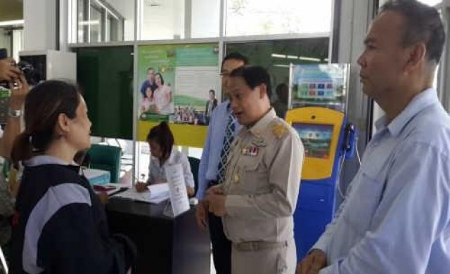 ลุยจัดระเบียบตลาดน้ำดำเนินสะดวกหลังนทท.ร้อง