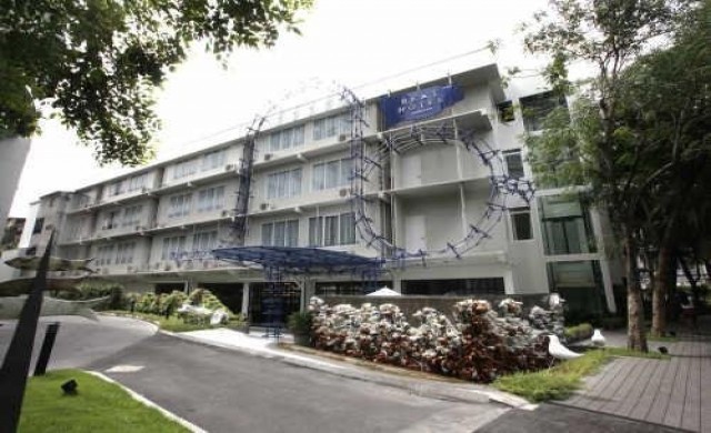 เปิดอาณาจักรศิลปะ  W District จุดนัดพบของคนหัวใจศิลป์