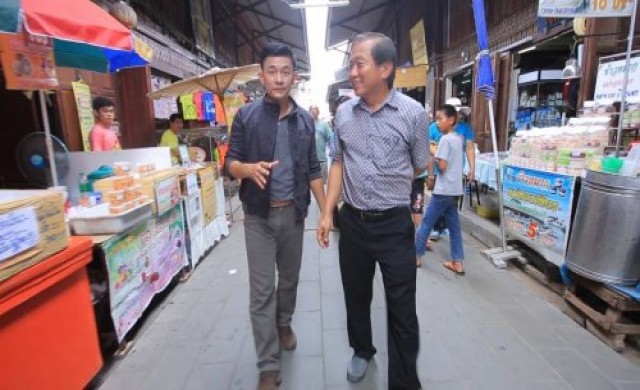 'สามชุกตลาดร้อยปี'ในแทนคุณแผ่นดิน...