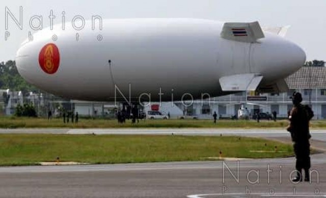 มทภ.4แจง'เรือเหาะ'ลงจอดด่วนเพราะอากาศปิด