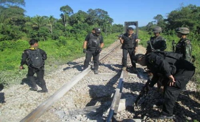 ระเบิดรางรถไฟที่นราธิวาส