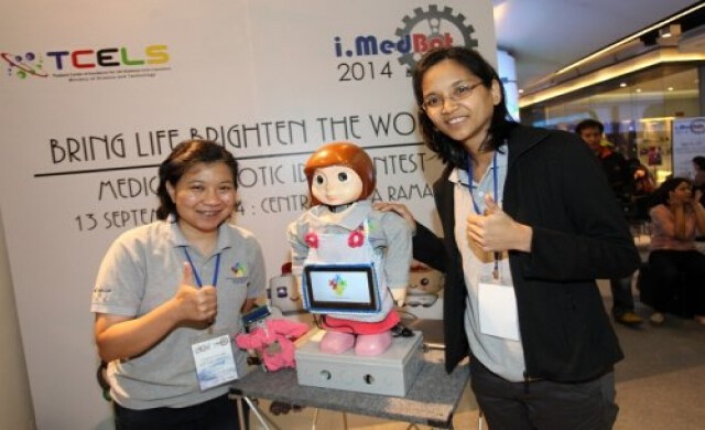 i,MedBot2014 กับหุ่นยนต์กระตุ้นพัฒนาการเด็กออฯ