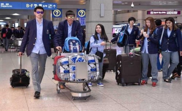 ทัพนักกีฬาไทยถึงสนามบินฯอินชอน