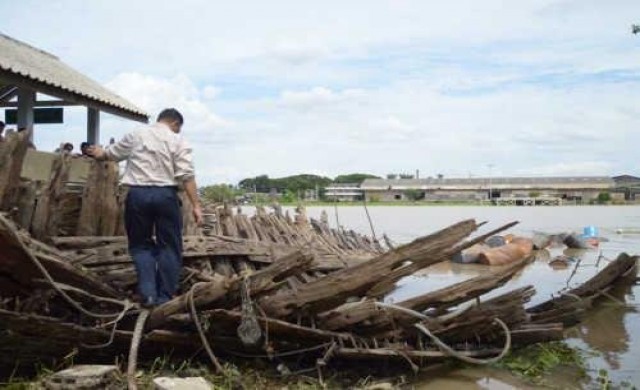 ผอ.อุทยานประวัติศาสตร์กรุงเก่าตรวจสอบซากเรือ