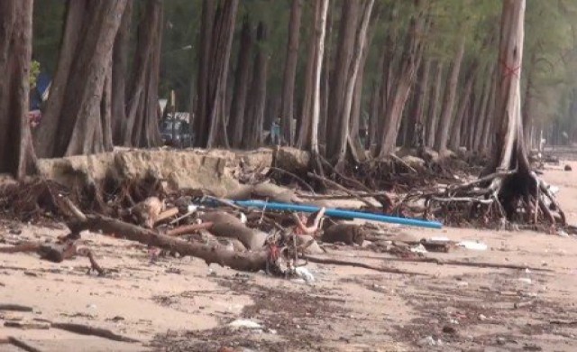 สร้างเขื่อนกันกัดเซาะชายฝั่งหาดปากเมงชะงัก