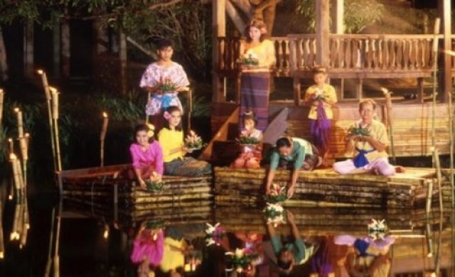 ลอยกระทงทั่วไทย 2557