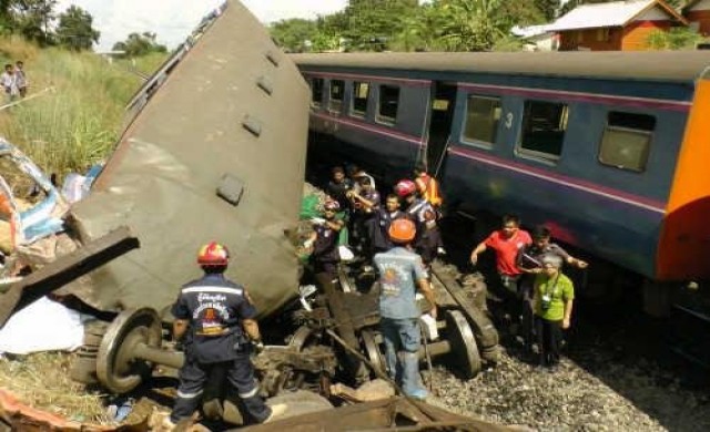 ยอดคนเจ็บ43รายเหตุรถไฟชนรถบรรทุก