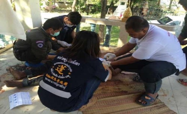 ฆ่าปาดคอหมอนวดพื้นบ้านทิ้งศพบนหอระฆังวัด