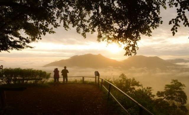 หลงรักเมืองไทยใน "เมืองต้องห้าม...พลาด"