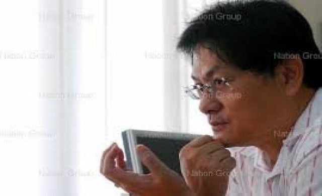 'อเนก'แนะรธน.ใหม่รัฐบาลผสมเสียง3ใน4