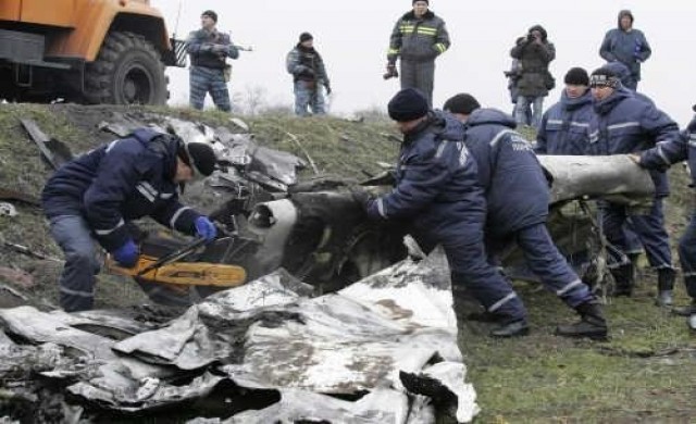 เริ่มเก็บชิ้นส่วนMH17ในพื้นที่ยึดครองกบฎยูเครน