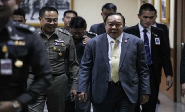 'ประวิตร'ชี้ตร.รับสินบน-อ้างเบื้องสูงเป็นเรื่องบุคคล
