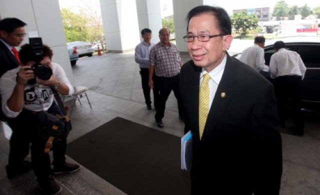 'ยรรยง'เปิดตัวหนังสือ'ฟังชาวนาบ้าง'