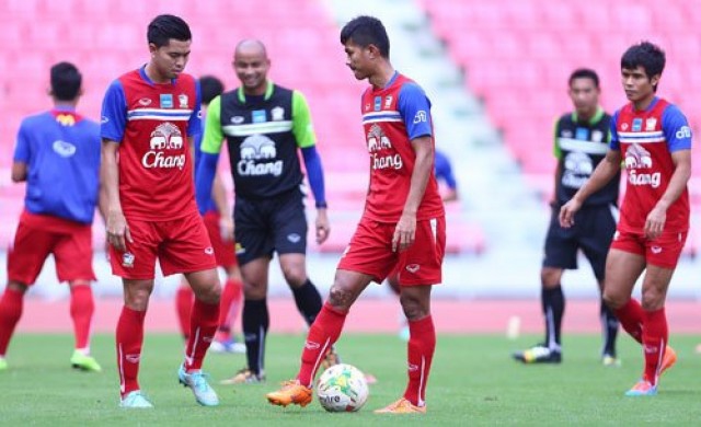 "เอ็ม-ตั้ม"คุมหลังดวลปินส์-แฟนบอลแห่จองตั๋ว