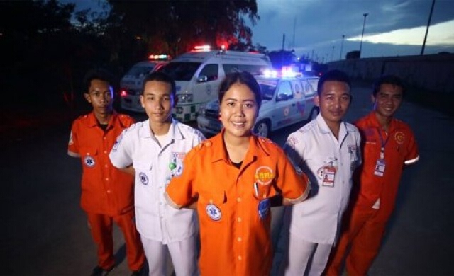 เยาวชนอาสากู้ภัย ใน แทนคุณแผ่นดิน