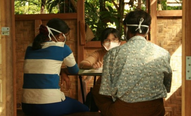 ฮุน เซนสั่งตรวจเหตุผู้ติดเชื้อเอดส์ในหมู่บ้านเดียวกัน