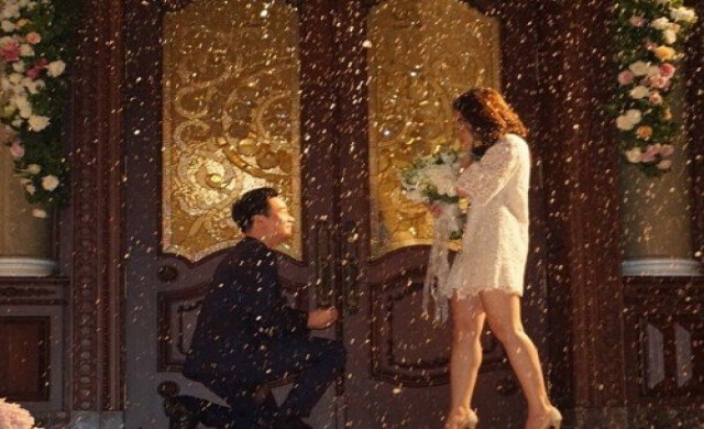 เซอร์ไพรส์'น็อต'ขอ'ชมพู่'แต่งงาน