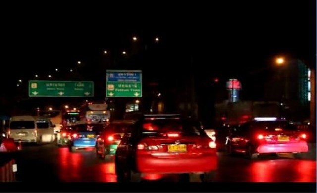 รถติด!เหตุปชช.แห่กลับเข้ากรุงฯวันหยุดสุดท้าย