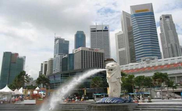 แบงก์ชาติสิงคโปร์ผ่อนคลายนโยบายการเงิน