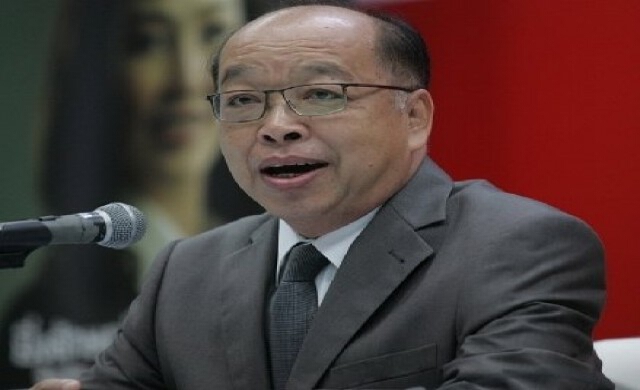 'สุรพงษ์'เงียบปัดตอบคสช.เรียกคุย