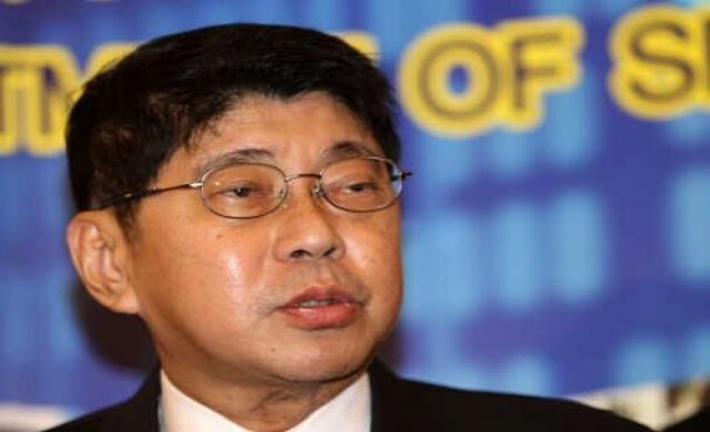 'วิษณุ'ปัดรัฐบาลไล่ล่า'ยิ่งลักษณ์'