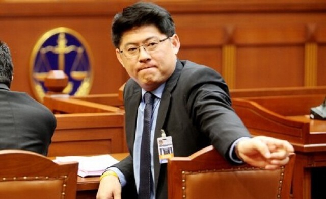 ศาลปล่อยชั่วคราว'สรยุทธ'คดีไร่ส้ม