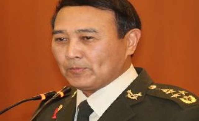 ผบ.ทบ.ย้ำกองทัพเทิดทูนสถาบันเบื้องสูง