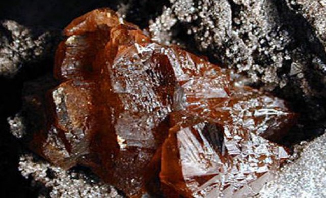 ประกาศราคาแร่ (กรมอุตสาหกรรมพื้นฐานและการเหมืองแร่)