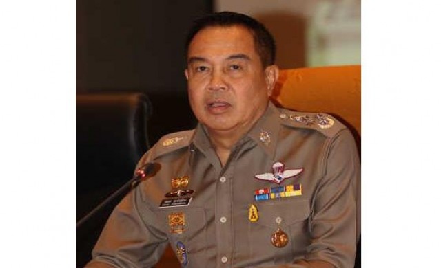 ผบ.ตร.เร่งชี้ตัวเอาผิดปมตร.ปล้นทรัพย์ที่สระแก้ว