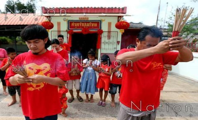 'วันไหว้'ตรุษจีนเชียงใหม่-โคราชคึกคัก