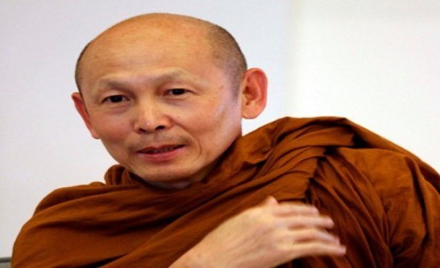 'พระไพศาล'วิพากษ์ มหาเถรฯ-ธัมมชโย-ธรรมกาย