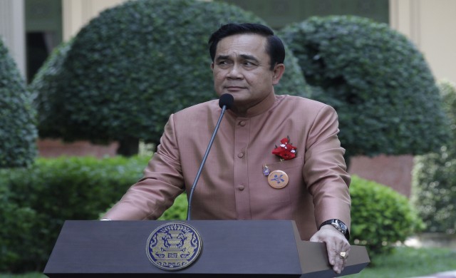 นายกฯยันสอบต่อคนก่อเหตุบึ้มศาลอาญาชี้มีโยงใย