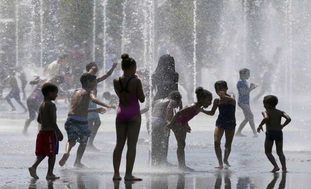 เลือดคือน้ำ น้ำคือเลือด 