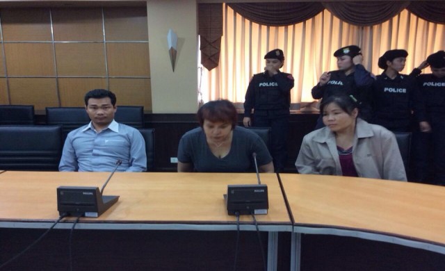 คุมตัว2ผู้ต้องหาบึ้มศาลอาญา ส่งตร.สอบ-ออกหมายจับเพิ่ม