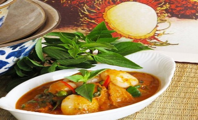 'จันทรโภชนา' รสชาติความสุขคู่ชุมชน