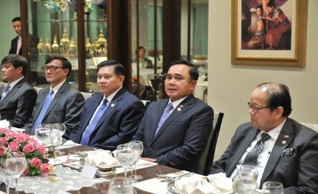 'ประยุทธ์'หารือทวิภาคี 'นายกฯปาเลสไตน์'