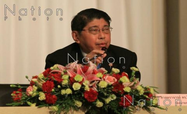 'วิษณุ'แนะศาลรัฐธรรมนูญใช้หลักนิติธรรมนำกม.