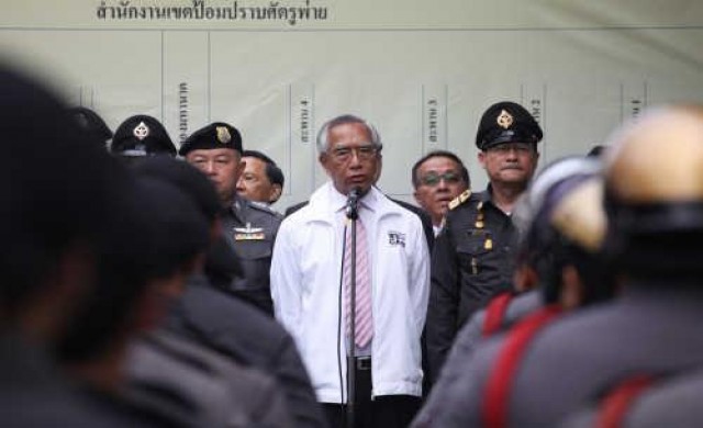 กทม.ตรวจแผนจัดระเบียบ'คลองถม'