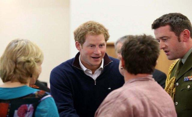 เจ้าชายแฮร์รี่เสด็จเยือนเกาะร้างนิวซีแลนด์