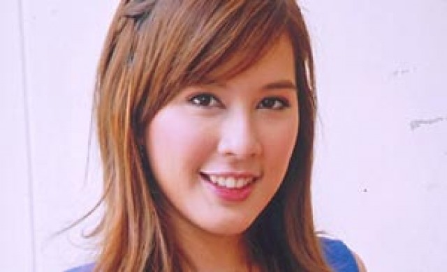 โจรทุบกระจกรถนักธุรกิจหนุ่มแสนล้าน พ่วงรถดาราสาว