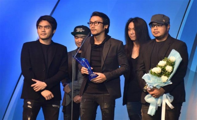 รางวัลกับภาพสะท้อนจากบทเพลง 